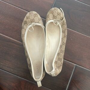 Gucci Vintage Flats